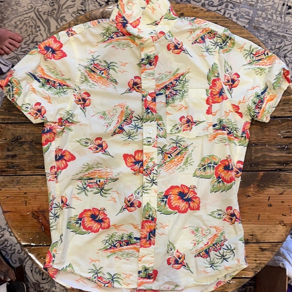 Mens Hollister Hawaiian button up XL - Picture 1 of 3
